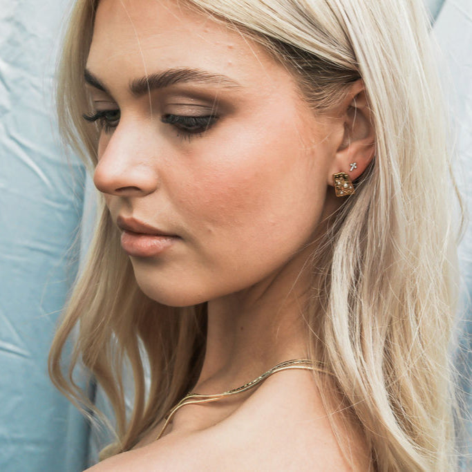 Earrings | Tiny Pearl